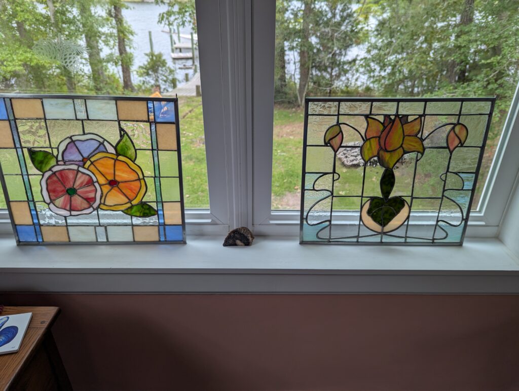 Art Nuevo stained glass, rose and large flat flowers